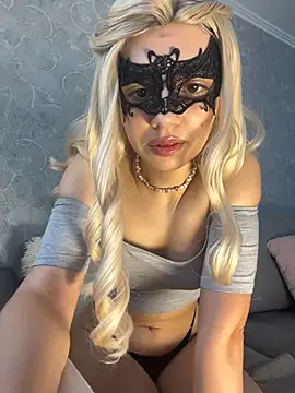 s4rah online show from March 6, 11:38 am