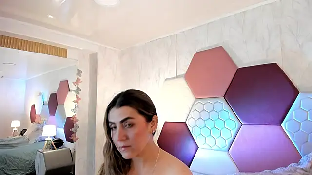 AriaRous online show from January 31, 7:12 pm