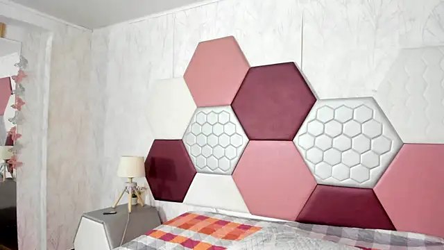 AriaRous online show from February 10, 2:38 pm