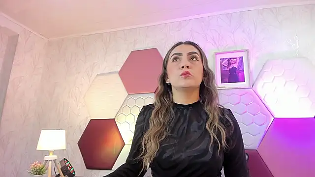 AriaRous online show from March 14, 3:18 pm