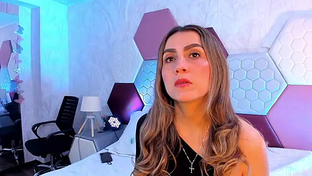 AriaRous online show from January 14, 3:48 pm