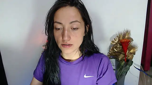 Megaan-love5 online show from November 30, 5:52 am