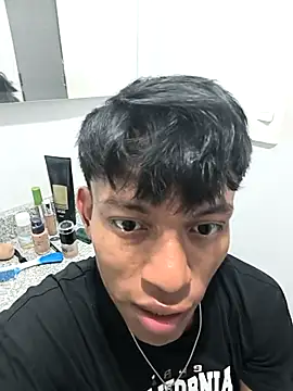 santinaughty online show from April 15, 1:00 am