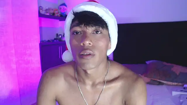 santinaughty online show from December 1, 4:35 am