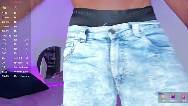 santinaughty online show from March 22, 10:00 pm