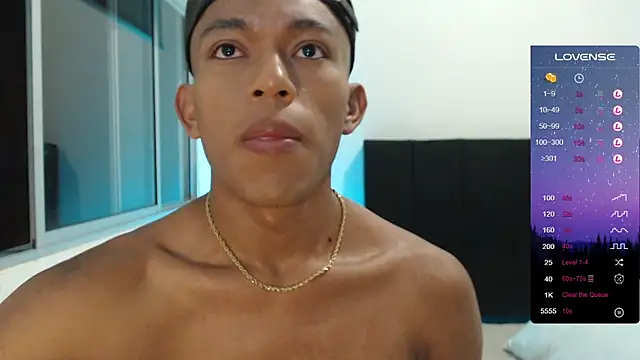 santinaughty online show from December 3, 12:12 am