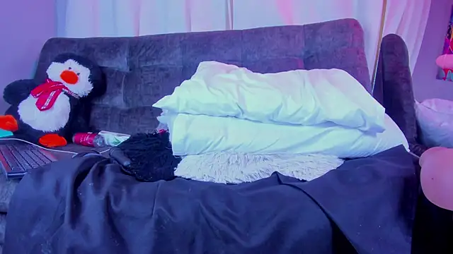 BonnieRitz online show from November 30, 12:50 pm