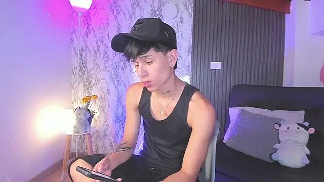 Jake beach  online show from January 18, 1:53 am