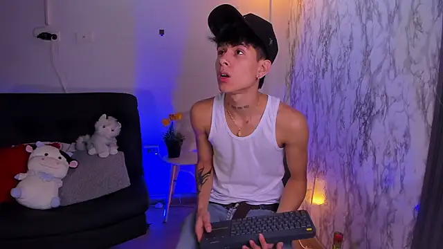 Jake beach  online show from January 10, 3:35 am