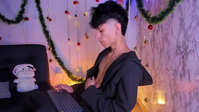 Jake beach  online show from December 22, 4:12 am