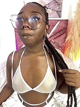 ZahhyGrey online show from March 11, 10:15 pm