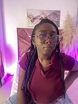 ZahhyGrey online show from April 8, 12:01 am