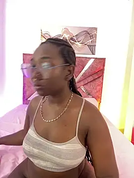 ZahhyGrey online show from March 18, 9:15 pm