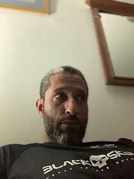 Calientesensible online show from March 27, 3:04 am