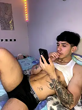 wil hot online show from December 19, 3:43 am