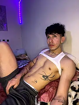 wil hot online show from January 16, 3:38 pm