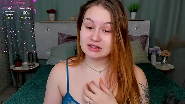 MilanaXHoney online show from February 15, 1:39 am