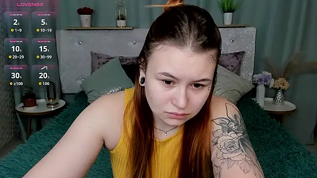 MilanaXHoney online show from February 7, 1:24 am