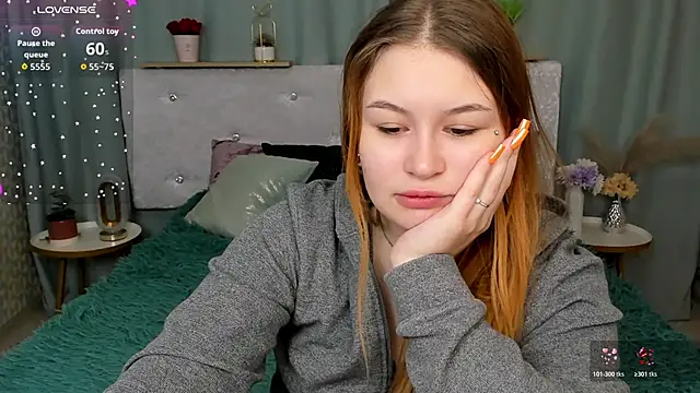 MilanaXHoney online show from February 12, 12:43 am