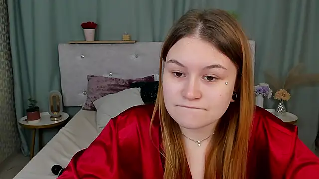 MilanaXHoney online show from March 1, 1:05 am