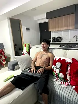 Snapshot of liorvante chatting on December 21, 9:11 am liorvante online show from December 21, 9:11 am