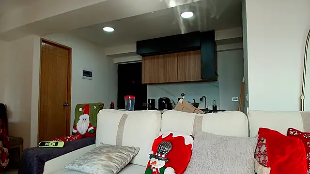 Snapshot of liorvante chatting on December 17, 2:00 pm liorvante online show from December 17, 2:00 pm