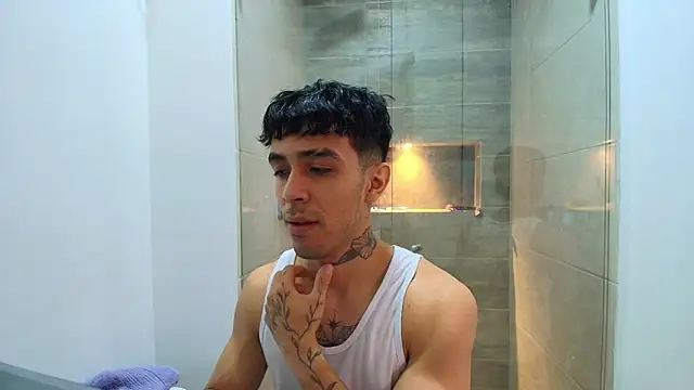 Snapshot of liorvante chatting on January 7, 5:40 pm liorvante online show from January 7, 5:40 pm