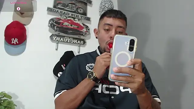 BASTIAN NICOLAS  online show from February 16, 9:34 pm