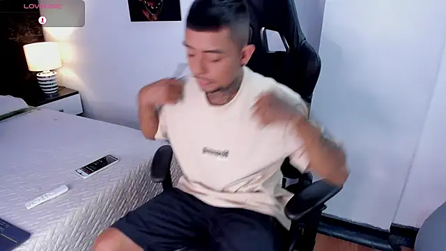 BASTIAN NICOLAS  online show from January 7, 8:47 pm