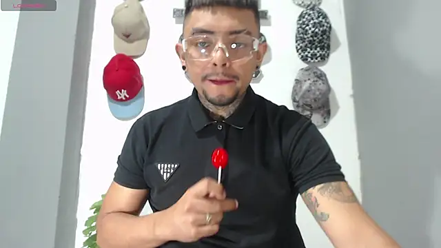 BASTIAN NICOLAS  online show from February 14, 4:02 am