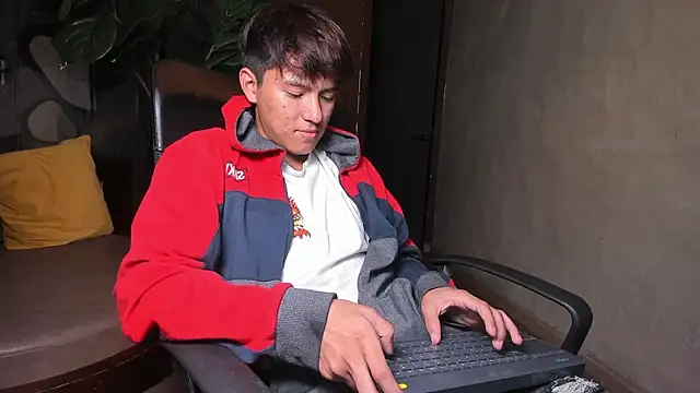 isaac grimm online show from February 19, 5:26 am