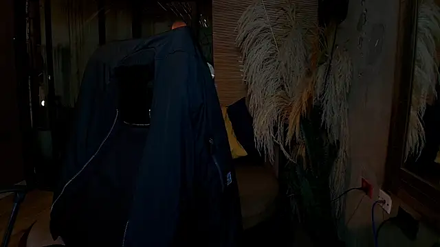 isaac grimm online show from February 28, 3:28 am