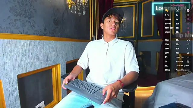 isaac grimm online show from April 15, 3:12 am