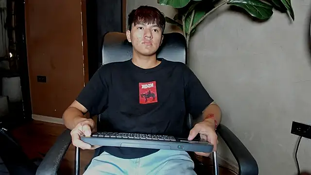 isaac grimm online show from February 11, 2:55 am