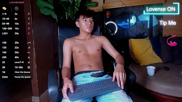 isaac grimm online show from March 30, 3:19 am