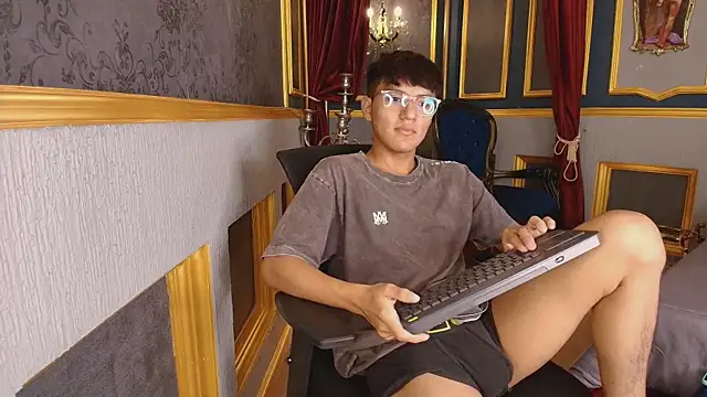 isaac grimm online show from January 8, 2:50 am