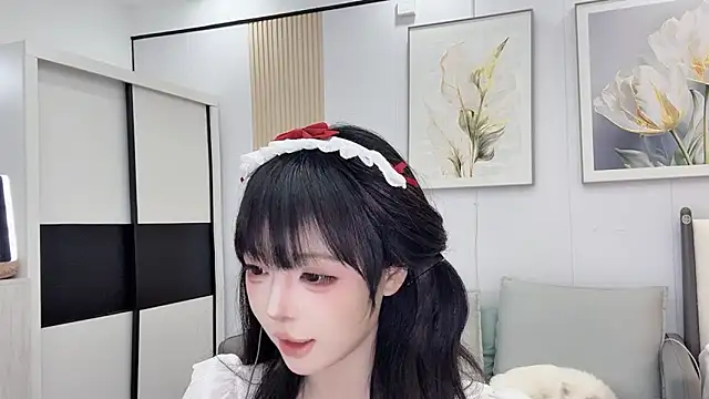 xiaoyu-8888 online show from February 9, 12:36 pm