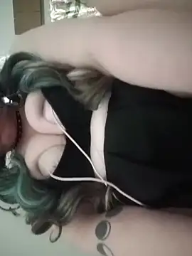 spunfoxxx online show from February 25, 7:47 pm