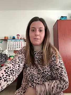 Sareyxon online show from April 8, 7:10 am