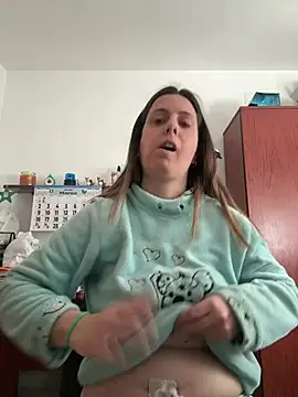 Sareyxon online show from March 11, 8:30 am