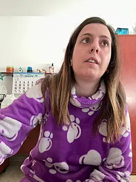 Sareyxon online show from March 13, 8:30 am