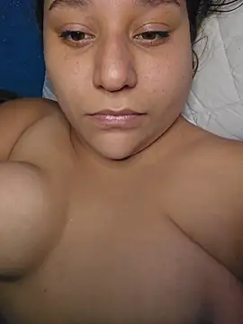 Kittysweet2001 online show from March 7, 6:20 am