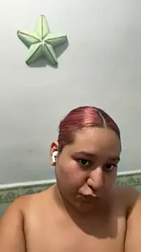 Kittysweet2001 online show from May 16, 5:39 am