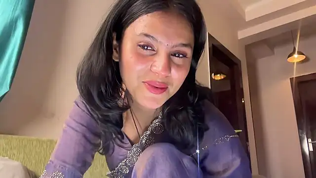 Piyyuu online show from April 13, 6:56 pm