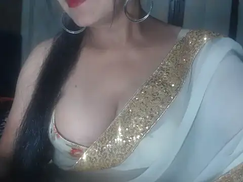 Snapshot of Hotronita123 chatting on February 11, 5:35 pm Hotronita123 online show from February 11, 5:35 pm