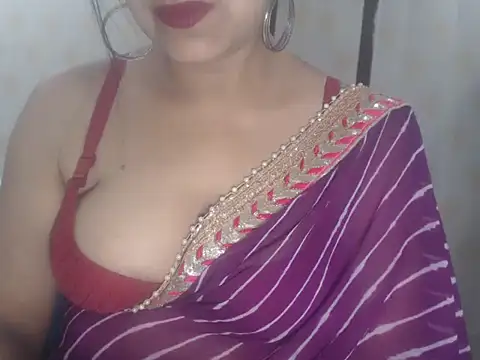 Hotronita123 online show from May 21, 5:43 pm