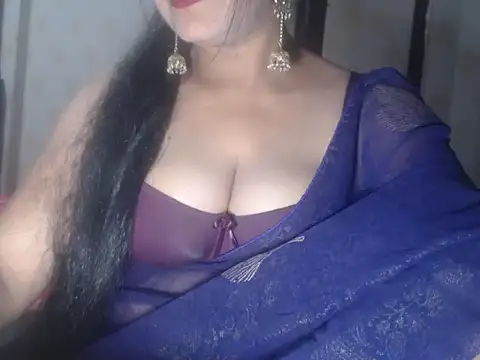 Hotronita123 online show from April 8, 5:36 pm