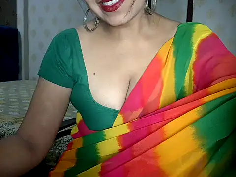 Snapshot of Hotronita123 chatting on June 11, 5:10 pm Hotronita123 online show from June 11, 5:10 pm