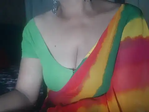 Snapshot of Hotronita123 chatting on February 25, 4:23 am Hotronita123 online show from February 25, 4:23 am