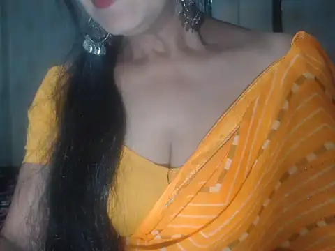 Snapshot of Hotronita123 chatting on February 5, 11:06 am Hotronita123 online show from February 5, 11:06 am